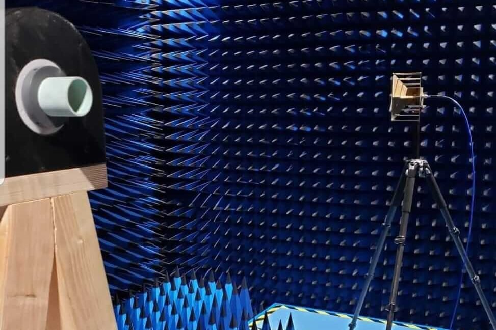 Antenna measurement chamber